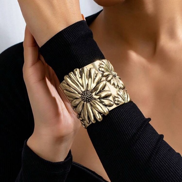 Gold Floral Cuff Bracelet - Picture 4 of 4